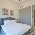 Livbnb Exquisite 2B View Of Burj & Dubai Fountain